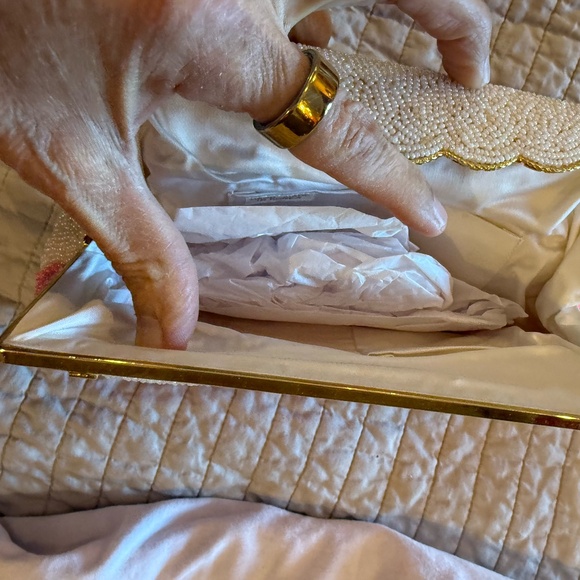 VINTAGE BEADED PURSE WHITE PINK FLOWERS - Picture 3 of 6